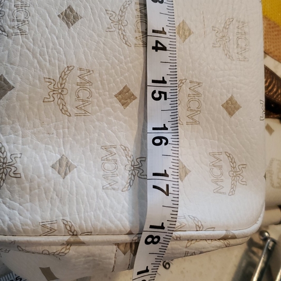 PRELOVED AUTHENTIC MCM PURSE - Picture 9 of 10